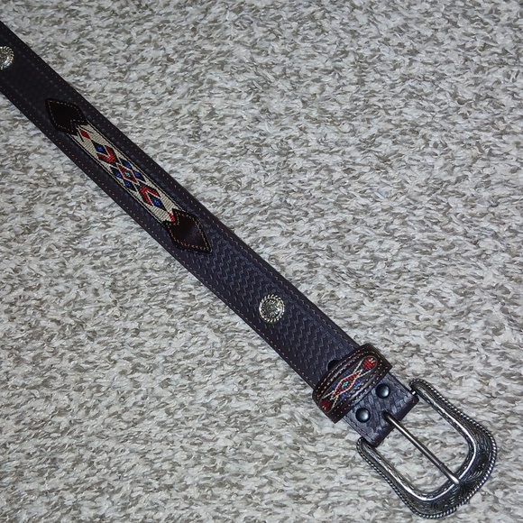 Men's wranglers genuine Leather Belt with Embroidered Design - Picture 9 of 12